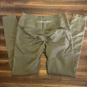 Alphalete Amplify Leggings - Olive Green